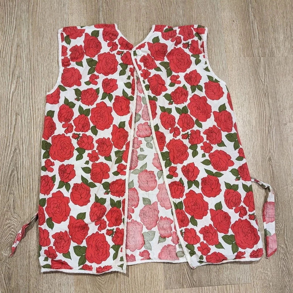 Vintage Cobbler Half Apron Lot of 4 1960s Floral Gingham Embroidered Cottagecore